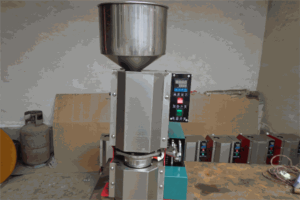 喜來(lái)樂(lè)米餅機(jī)