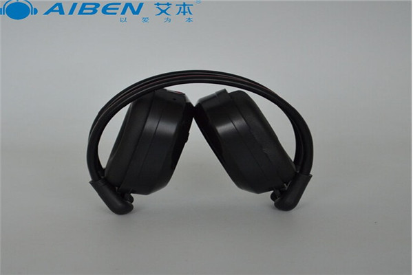 艾本耳機(jī)