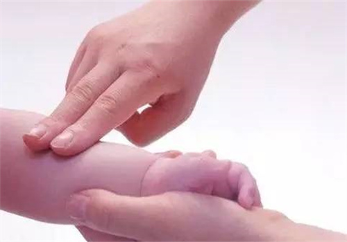 笨爸爸小兒推拿