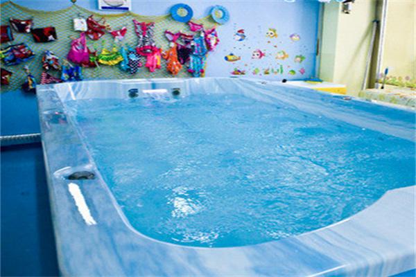 嬰樂寶游泳設備