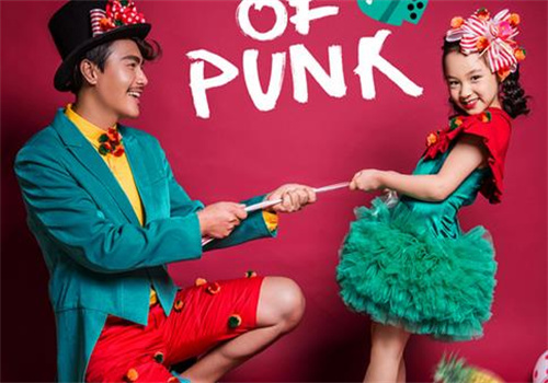 大藍(lán)鯨親子趣拍