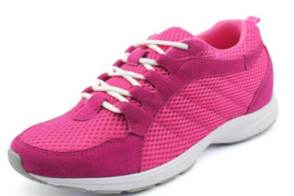 豹王運(yùn)動(dòng)鞋