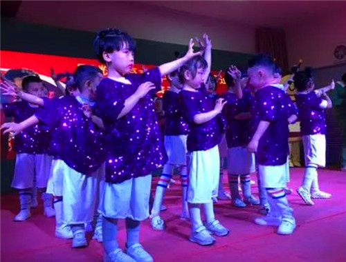 愛滔滔少兒口才