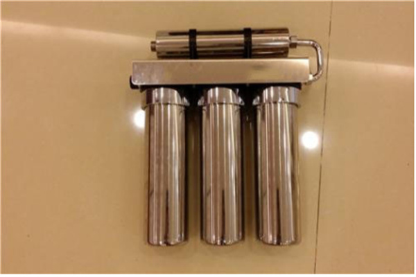 頤芯凈水機(jī)