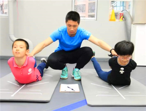 健飛少兒體能館