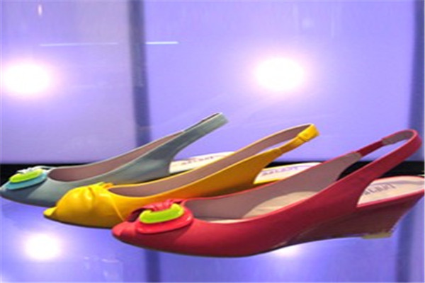 路雪兒鞋業(yè)