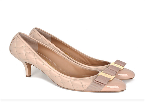 ferragamo女鞋