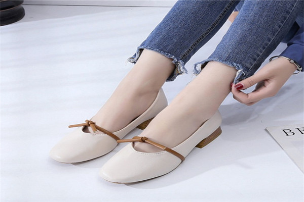 蓓琳達(dá)鞋業(yè)