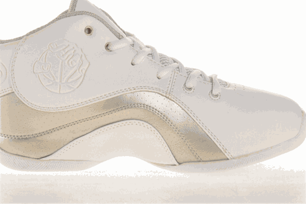 大三豪運(yùn)動(dòng)鞋