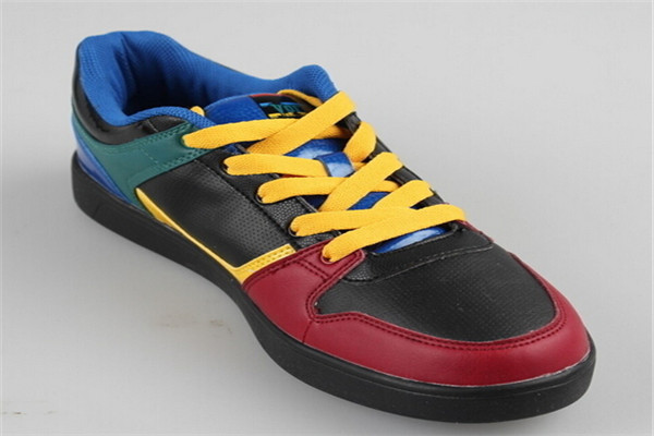 威田運(yùn)動(dòng)鞋