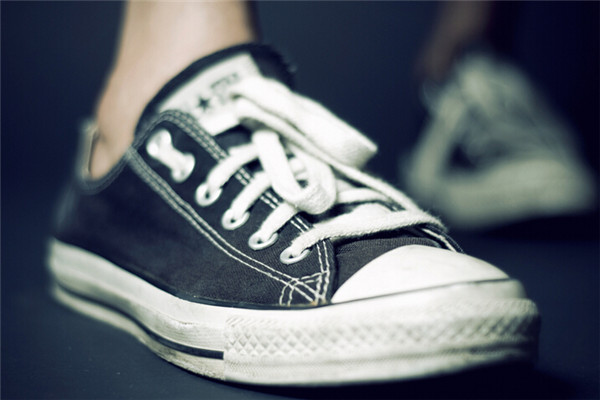 康豪運(yùn)動(dòng)鞋