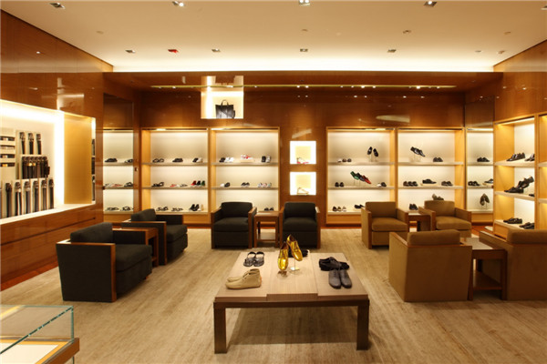 路易威登鞋業(yè)