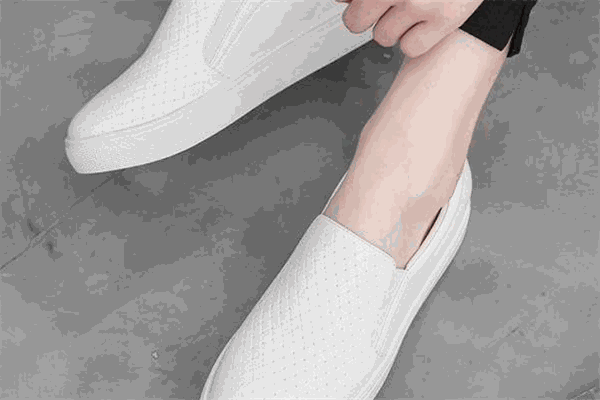 賽登運(yùn)動鞋