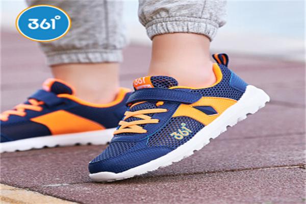 361度兒童運(yùn)動(dòng)鞋