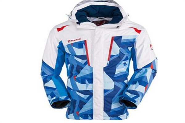 探路者旅游用品