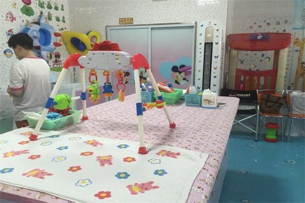 貝貝屋母嬰生活館