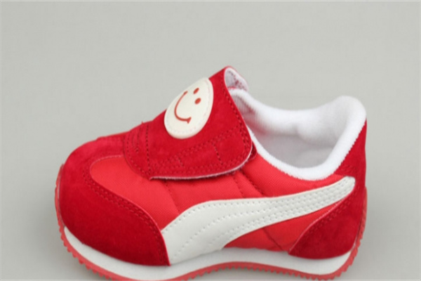 卡納米奇鞋業(yè)