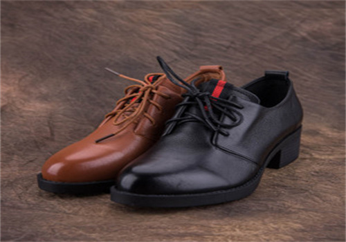 紅冠皮鞋