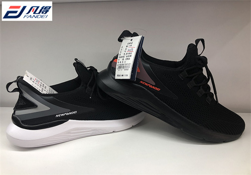 凡得運(yùn)動(dòng)鞋