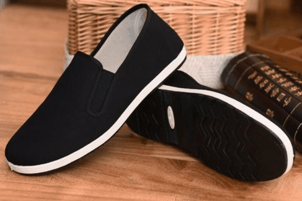 故鄉(xiāng)云布鞋