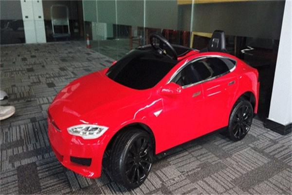 彩虹鴨共享童車