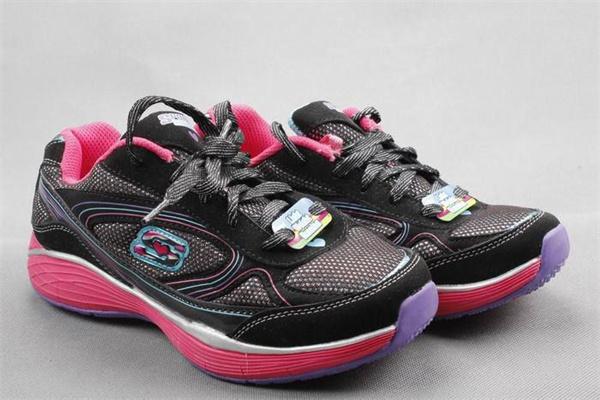 思凱捷鞋業(yè)