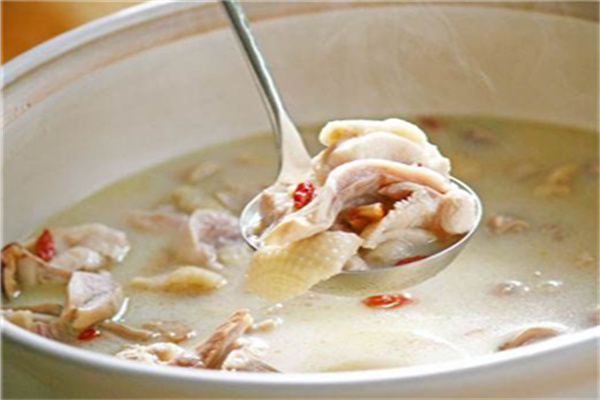 嘿撈湯豬肚雞火鍋