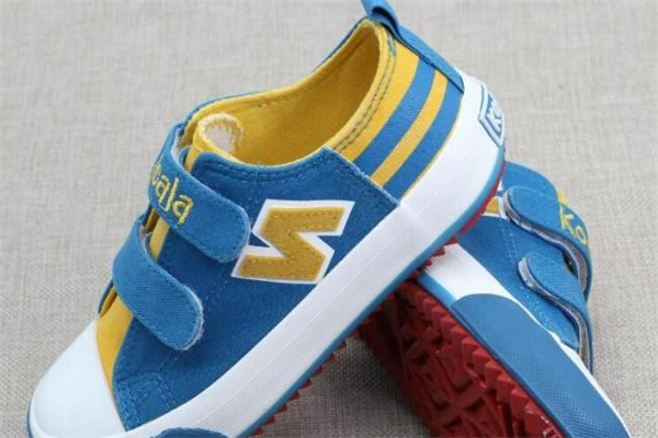 酷玩小魚(yú)五元童鞋