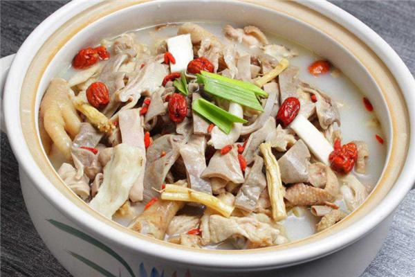 嘿撈湯豬肚雞火鍋