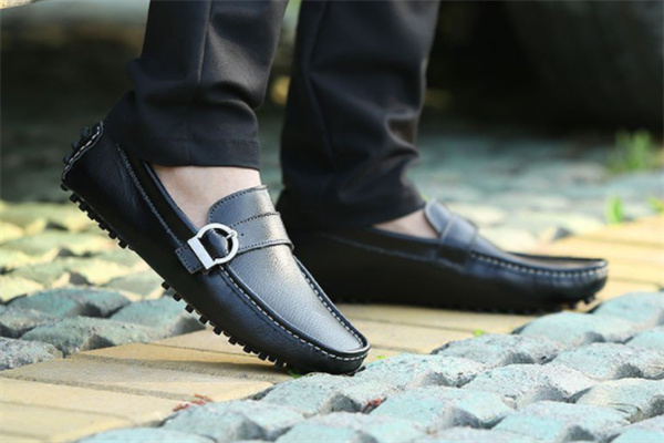 愷撒大帝鞋業(yè)