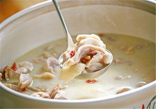 唯匯軒椰子豬肚雞