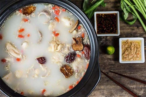 有福氣回味香豬肚雞