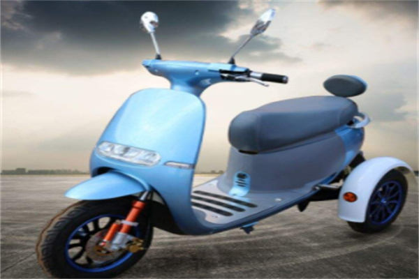 綠福源電動(dòng)車