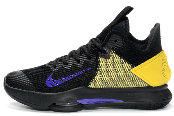 詹姆斯藍(lán)球鞋