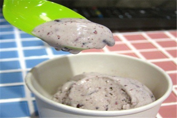 來(lái)思爾酸奶紫米露