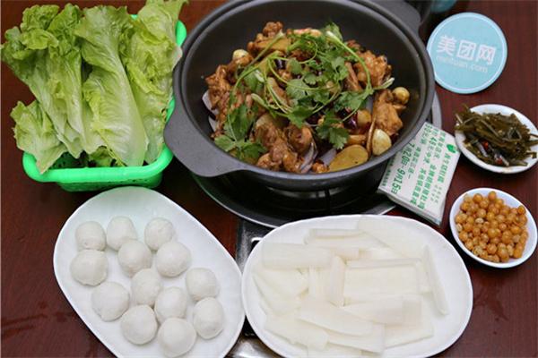 老牌及品雞豬肚雞