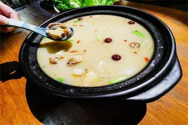 鴻來(lái)順豬肚雞