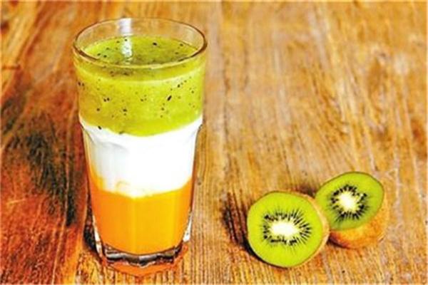 調(diào)果師鮮榨果汁