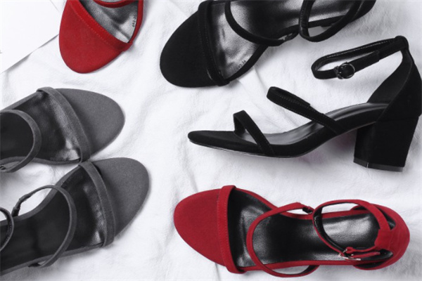 愛(ài)華鞋業(yè)