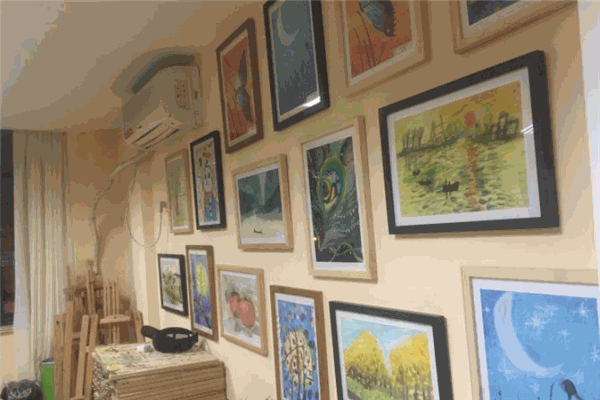 惠羅藝術(shù)進(jìn)修學(xué)校