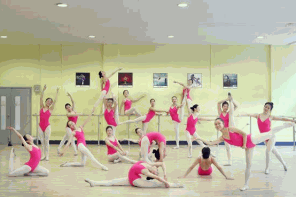 朵淶咪芽藝術(shù)中心