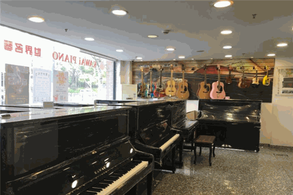 惠羅藝術(shù)進(jìn)修學(xué)校