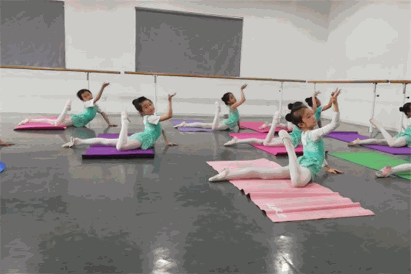 175舞蹈培訓(xùn)中心