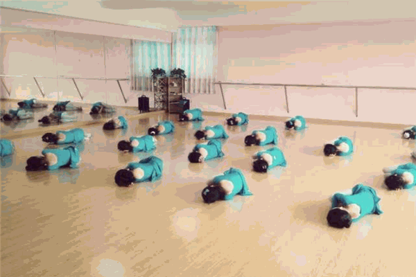 175舞蹈培訓(xùn)中心