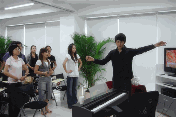 晨睿國(guó)際聲樂