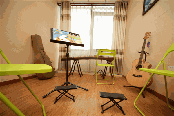 愛(ài)樂(lè)教育