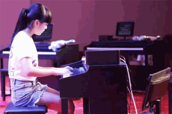愛(ài)樂(lè)之家鋼琴教室