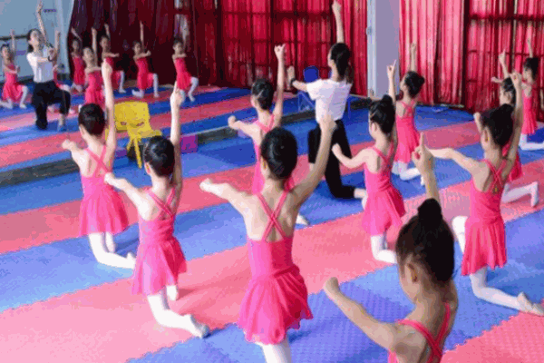 番禺夢(mèng)尚舞蹈