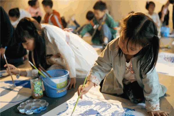 佰藝林少兒藝術(shù)