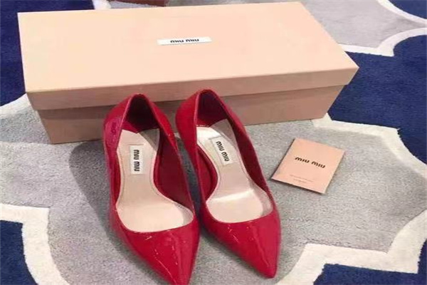 miumiu高跟鞋
